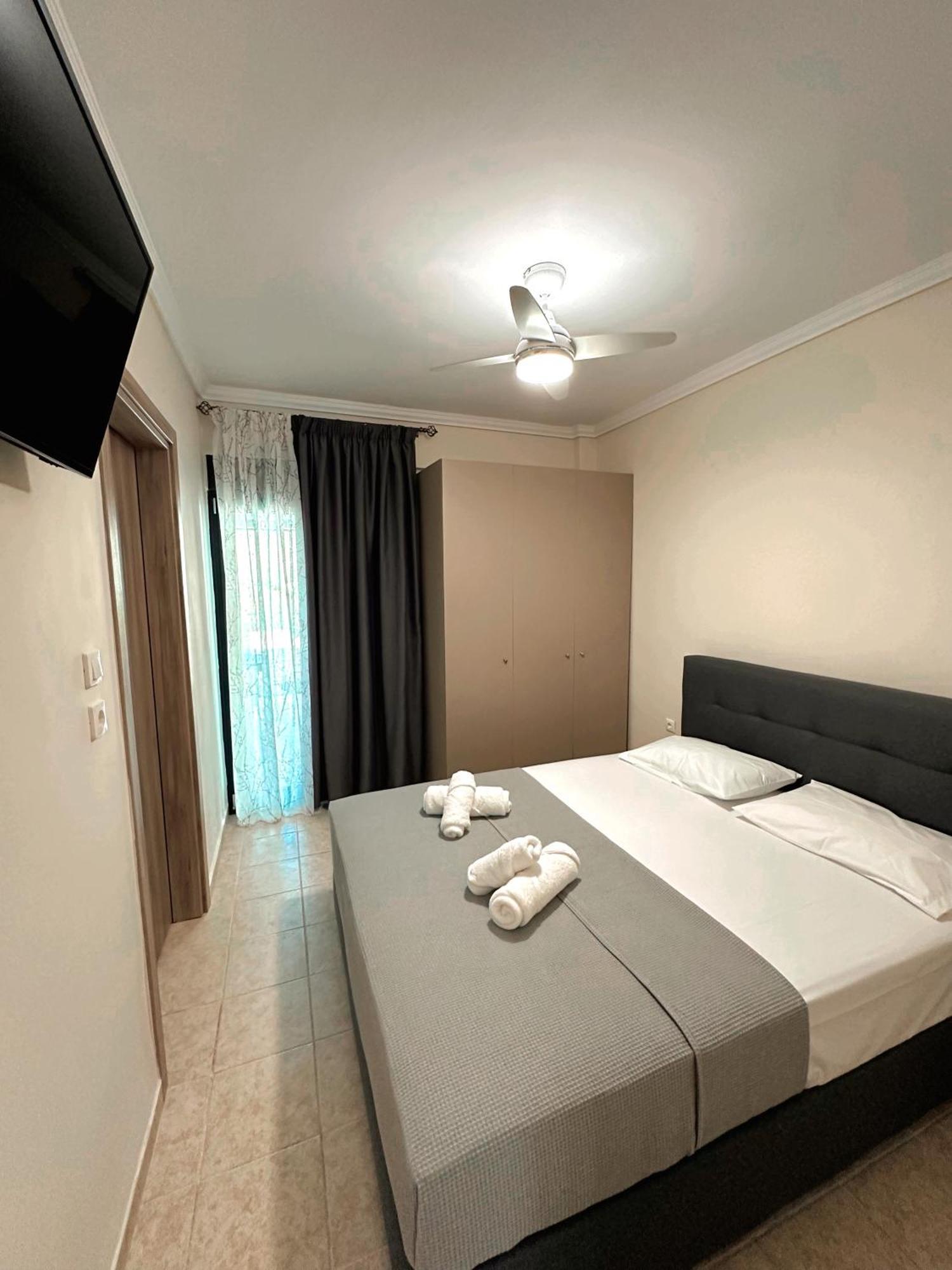 Diara Apartment Nea Iraklia Zewnętrze zdjęcie