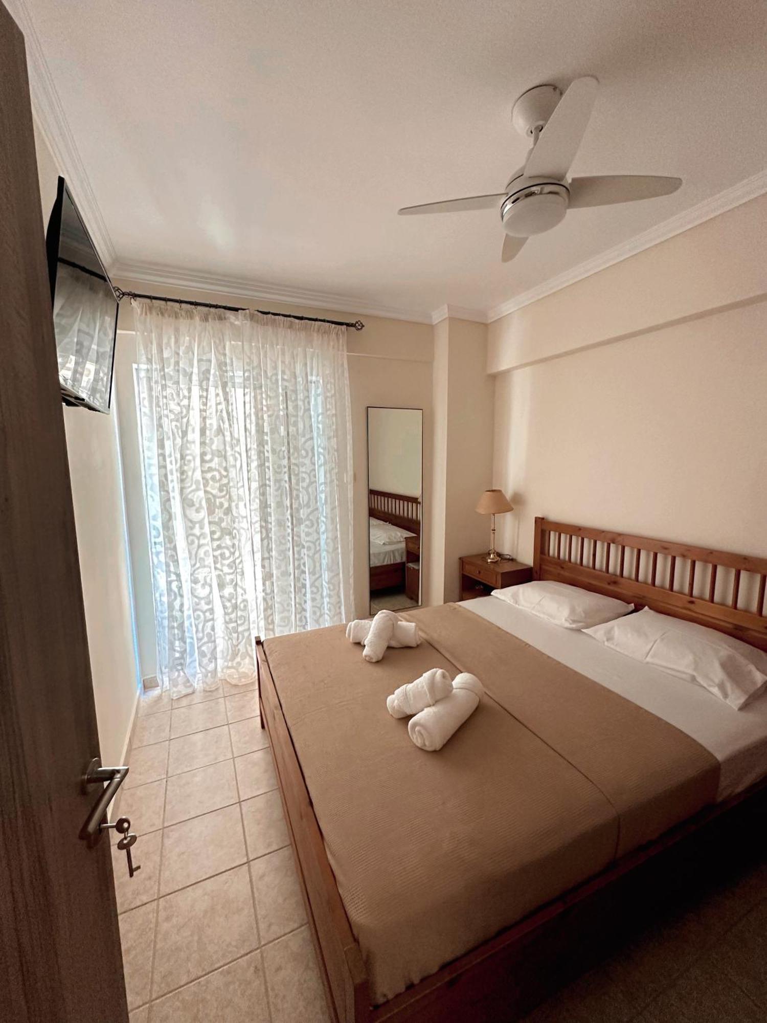 Diara Apartment Nea Iraklia Zewnętrze zdjęcie